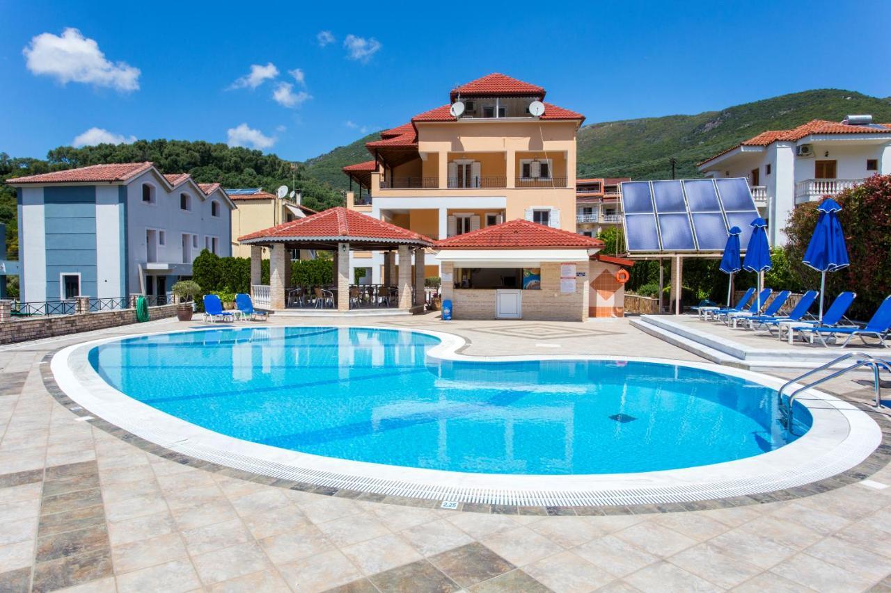Tropical Apartments ปาร์กา ภายนอก รูปภาพ