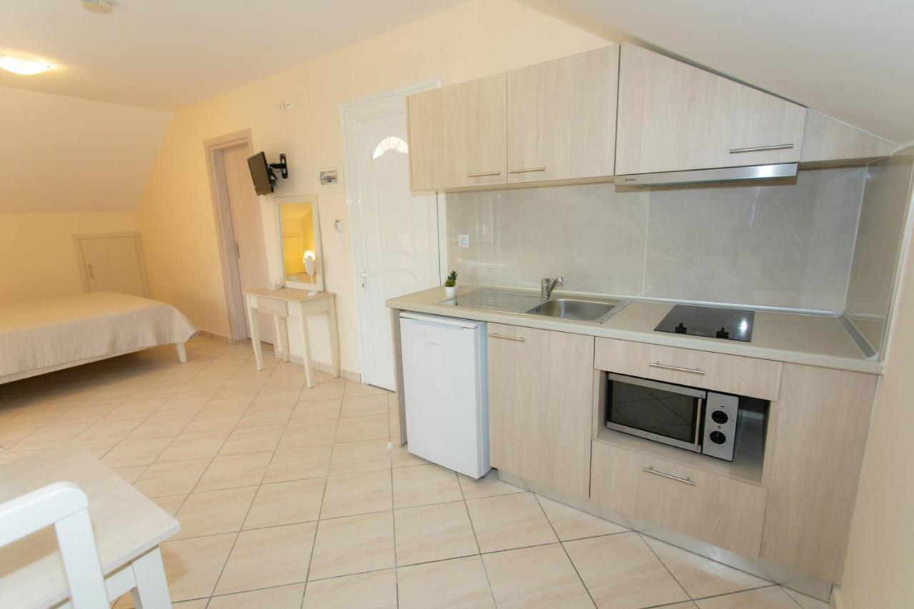 Tropical Apartments ปาร์กา ภายนอก รูปภาพ